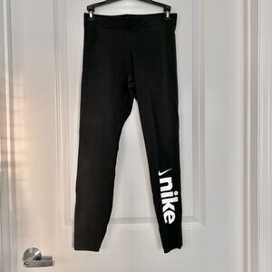Nike (M) Black Leggings with Nike Logo
